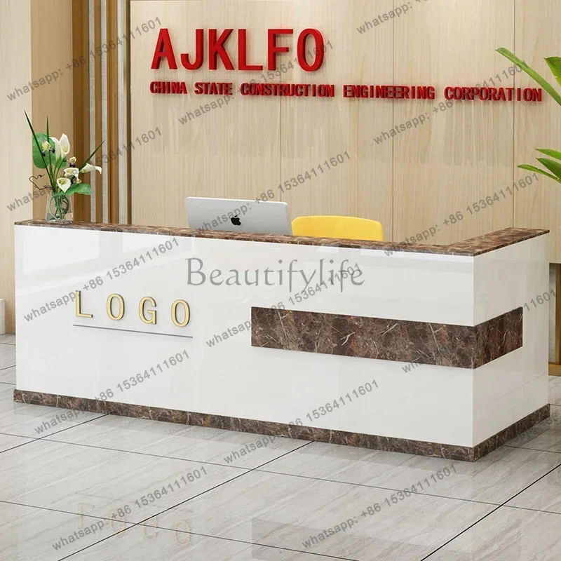 Banco Reception per Salone di  - Office Furniture Bali recensione e prezzo