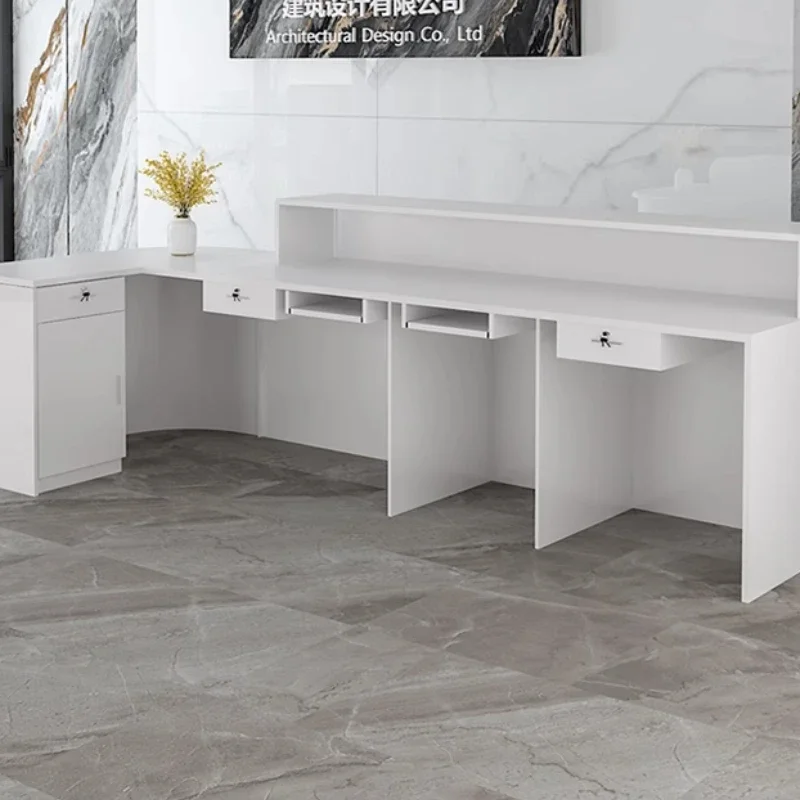 Bancone Reception di Lusso con - Office Furniture Bali recensione e prezzo