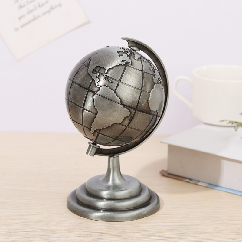 Figurina Globo Vintage in Lega - Office Furniture World recensione e prezzo